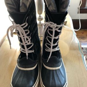 Sorel Joan of Artic size 10.5
